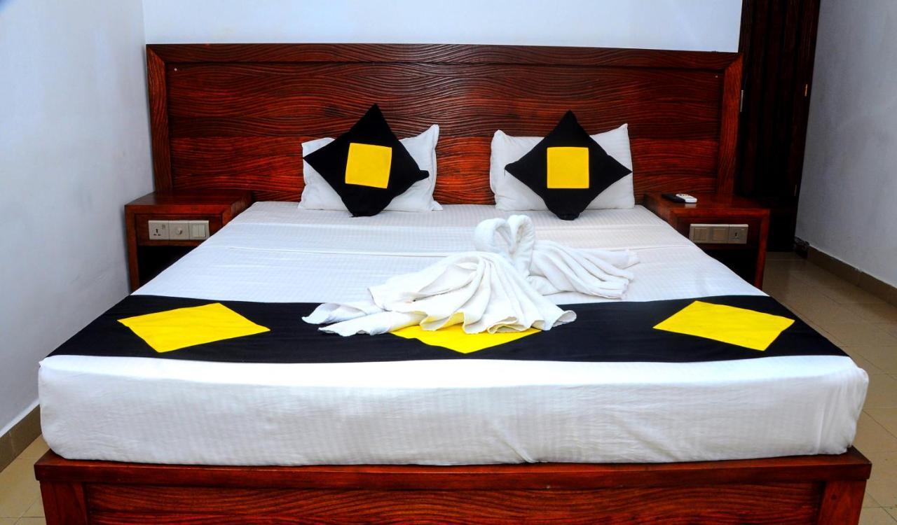 Happy Banana Hotel Унаватуна Екстер'єр фото